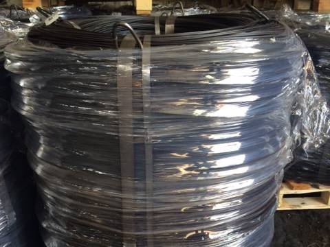 Juoda atkaitinta viela popierius, plastiko pakavimui – rozetėmis po 200 – 1000 kg - Image 2